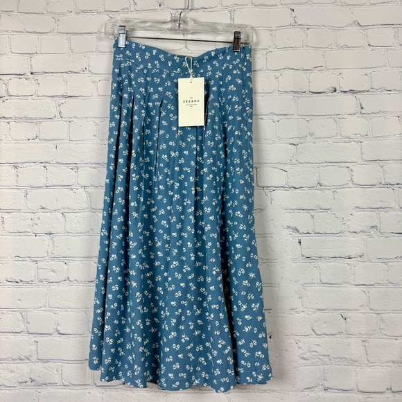 Sezane Alicia Blue White Floral Pleated Midi Skirt US 4 UK 8  36 Mini Fleurs - Picture 2 of 9